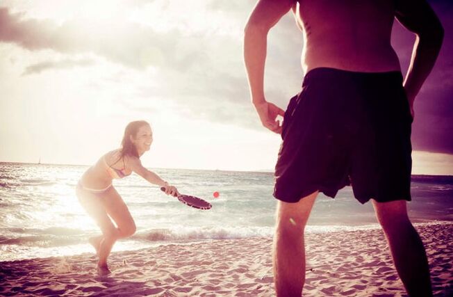 Au moins une journée de vacances actifs par semaine